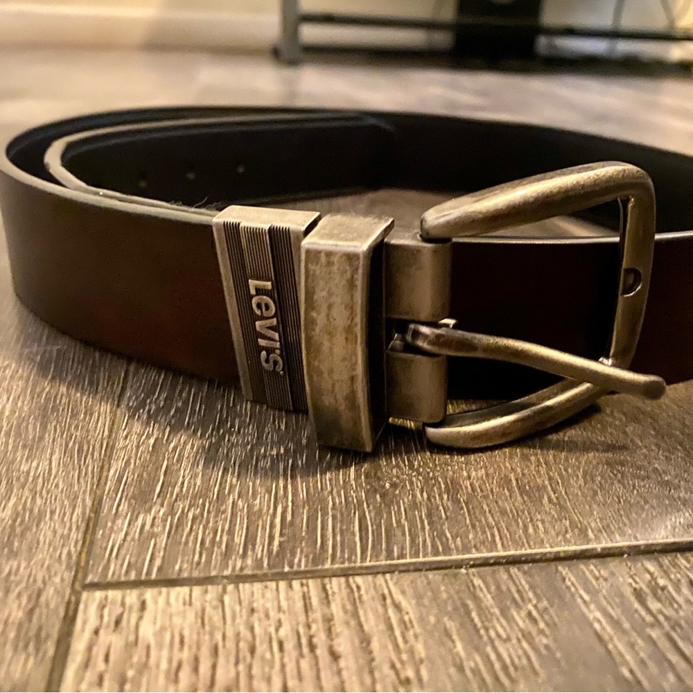 Levi’s reversible belt blk/brwn M 34-36